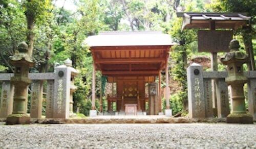 復縁　神奈川　葛原岡神社