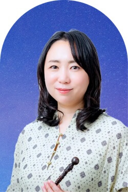 札幌　復縁占い　満乃満 幽伽（まのま ゆか）先生〈縁結び専門　占いや満亀〉